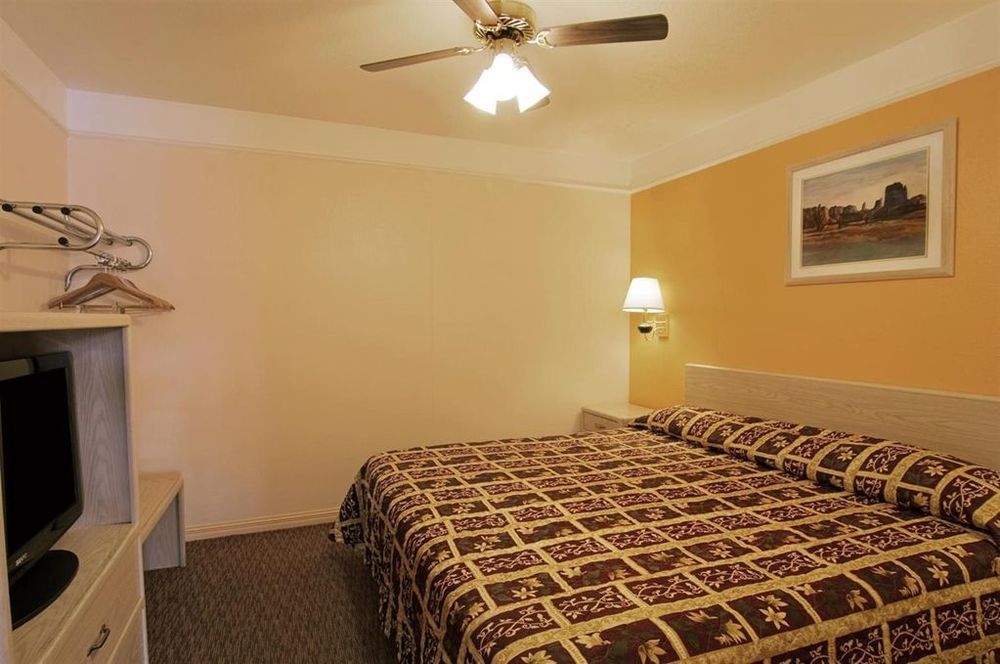 Texas Inn & Suites Pharr/San Juan חדר תמונה