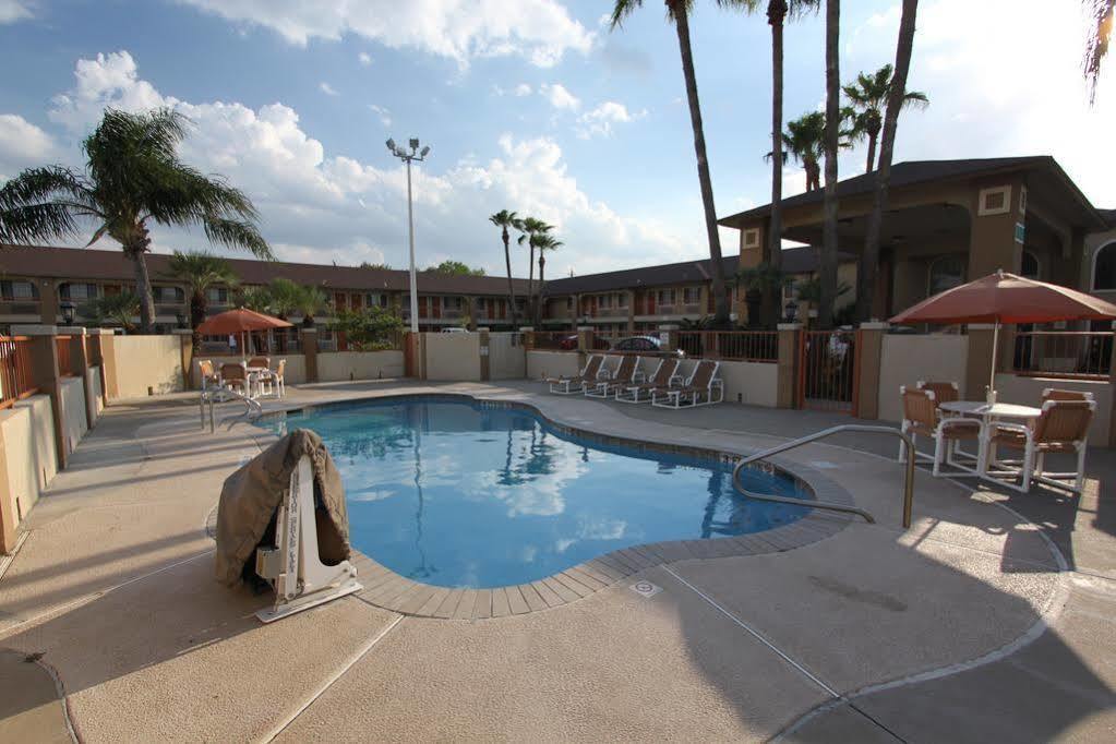 Texas Inn & Suites Pharr/San Juan מראה חיצוני תמונה